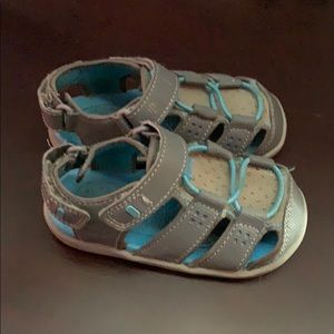 See Kai Run size 8 enclosed sandal
